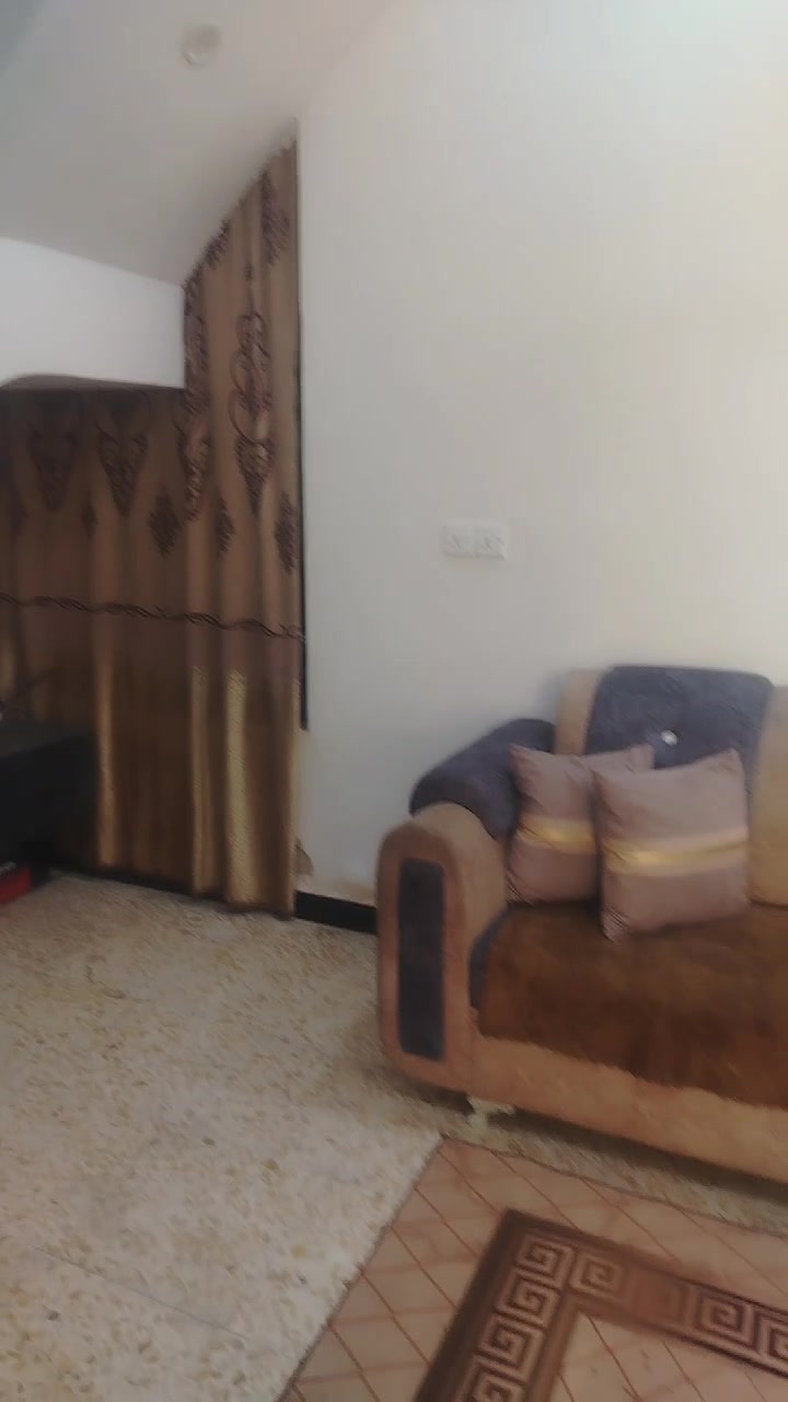 بيت للايجار ١٢٥ متر طابق واحد
يحتوي على ٢ غرف نوم مع صالة مع استقبال مع مطبخ حمام داخلي وحمام خارجي
المكان الزعفرانية منطقة الامانة بناء حديث