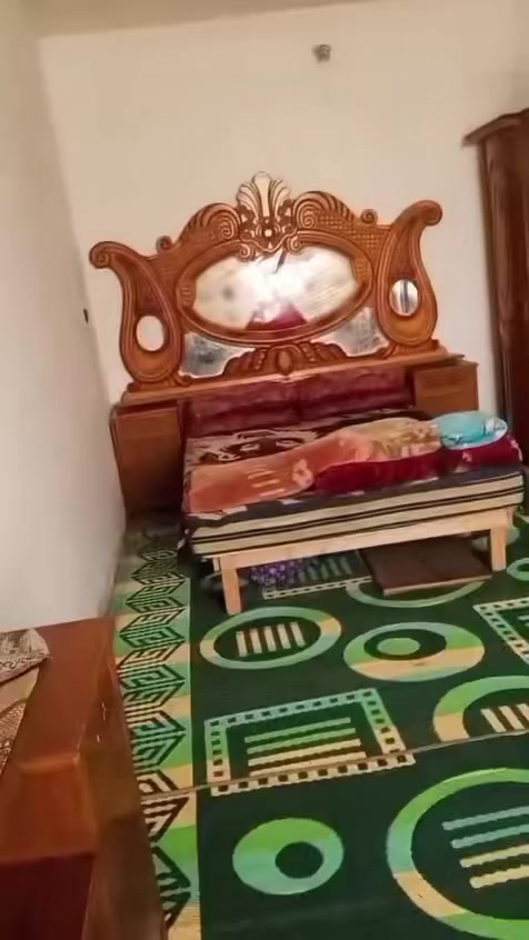 @إشارةللبيع مستعجل سعر٤٠٠
