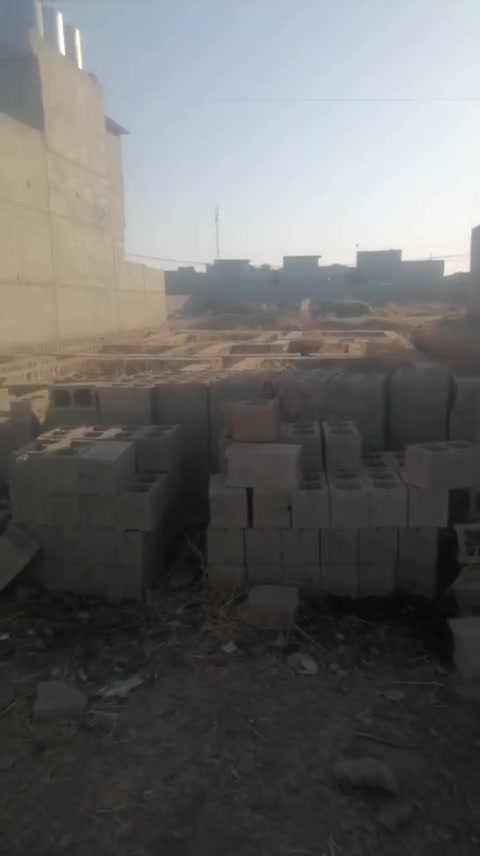 للبيع قطعه250 متر بيهه الفين بلوكه الموقع الخلف الخضر الفرع المقابيل الجامع رابع قطعه قريبه شارع الصب الاستفسار ***********
