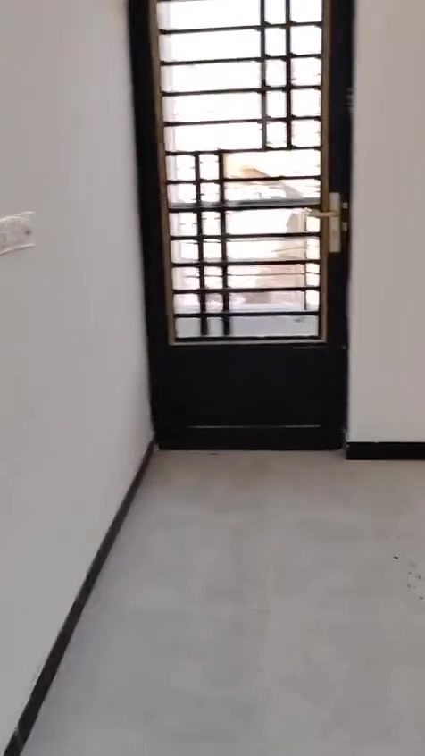 ⸻
🏡✨ للبيع دار جديد – بغداد الجديدة ✨🏡
🔑 بناء جديد 2026 | تسليم مفتاح

إذا تبحث عن دار جديد، مرتب، وموقعه مميز… هاي فرصتك 👌🔥

📐 المساحة: 60
الواجها  5
الطابق الاول 
ستقبال وخدمات و 1نوم
الطابق الثاني 
2نوم و خدمات 
الطابق الثالث 
1نوم و بيتونه كبيرة 
موقع مميز🌺بغداد الجديدة خلف جبار ابو الشربت شارع جامع ذو النطاقين 
شارع عريض عرض الشارع 12متر 
*********** مكتب عقار سمير العبودي
