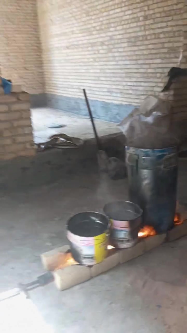 جزء من اعمالنه اليوم مستعدون الكافة الاعمال تفليش تكشير البيوت تدخيل وفرش سبيس وحدل وقلع ارضيات من الكاشي تزفيت الارباطات صب باتلو لنتن الاتصال على الرقم ***********
