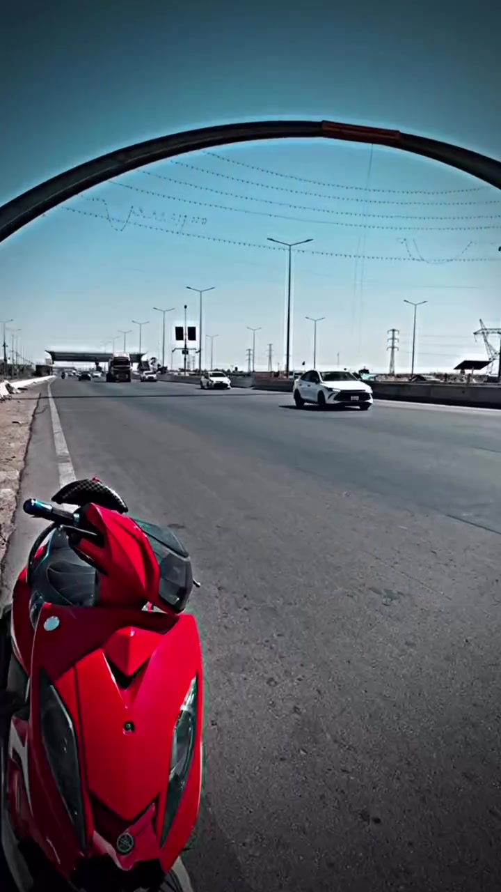 السلام عليكم
دراجه GTR 🏍️ 

لون. 🔴 

الدراجه مكفوله كفاله عامه 

فقط الكفر الامامي مكسور 

الدراجه شلعه ومعدل 

صارلها اربعه اشهر من نزلتها رمبه 

العنوان 📍 بغداد البلديات 

السعر 💵 1.100 وبيها مجال بسيط 

الهاتف: 📱 *********** فقط واتساب
