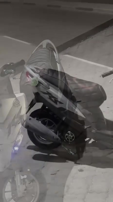 دراجه ماكس عدله (49) بلاد صارلها شهرين من نازله من الرمبه الدراجه خير من الله الوكيل مالتها بالبصره وعندي الوصل الدراجه ماناقصها شي  كامله من كلشي مامفتوحه ولا مبدل بيه شي ابد كلها ختم واحد كلشي بيهه مختوم المكينه خرسه محد لاعب بيهه ابد الدراجه عليها غراض بلاد من اليابان مثل ويل مشيف بلادي ودبلات امامي وخلفي مزودات فج رياضي وكشن اربع ولفات بلادي اصابع وقبق شاصي ملاقط قبق فلاوين قطره دهن ستان هندر كلهن مزودات من اليابان مو تجاري بيهه قرص مزود هم البلادي بس ماشاده 
جكات صندوك وبيهه هواي ترتيبات الدراجه تطلع معدل 110 تجي وتشوف بعينك كهربائيات كامله كلشي بيها شغال تجي تفحص وتشوف بعينك مكفوله من كلشي كلشي مامفتوح بيها ولا برغي وتوه سويتلها ادامه كامله فلتر شوته وبريكات جدد وبلك ودهن امزويل قبل يومين بدلتهن يعني تاخذها ماتصرف عليها ابد 
مكاني البصره _ الزبير
السعر { 1250 } بيهه مجال
*********** هذا رقمي الشراي يخابر وبخدمته
