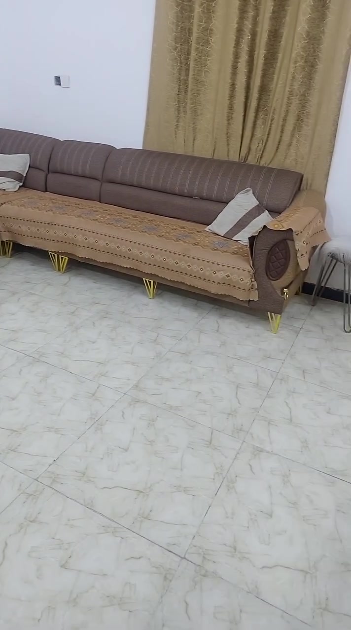 ديوان جديد • استعمال شهر • ١٠ مقاعد