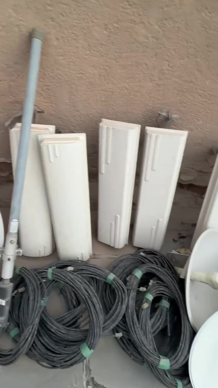 برج انترنت للبيع المكان ناصرية للتواصل واتساب ***********
