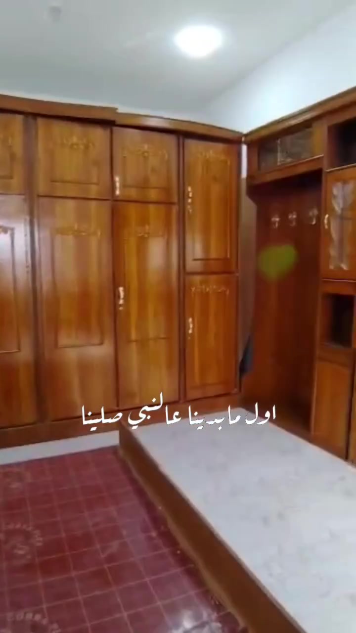 السلام عليكم
غرفه نوم هودج نضيفه فول
سعرها 800وبيها مجال للطيبين
الرمانه البو عبيد
***********
اتصال
