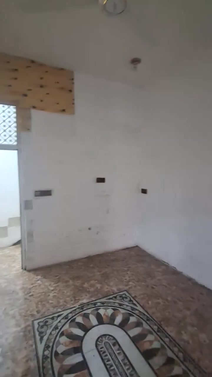 بعقوبه المركز • ١٠٠م • ٣ غرف