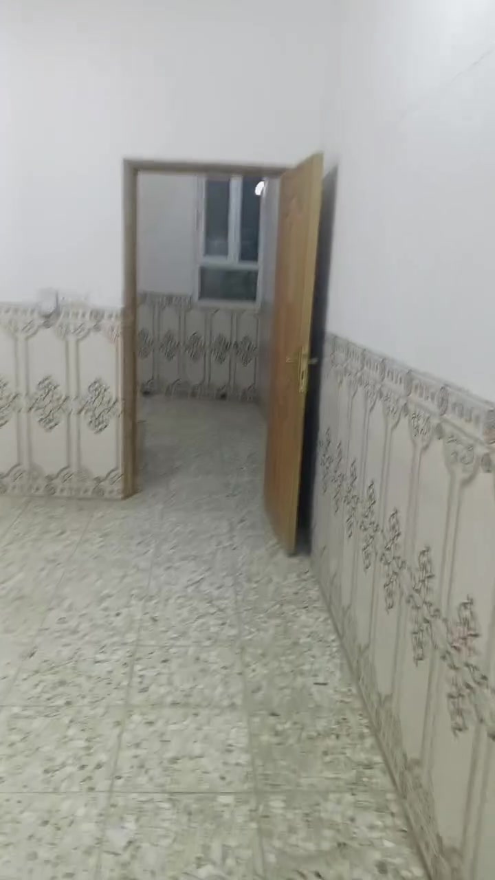 دار للايجار
حي الطياره مجاور المدهش طابقين صاله ومطبخ وهول وصحيات الطابق الثاني غرفتين نوم وصحيات المساحه 100متر 
***********
