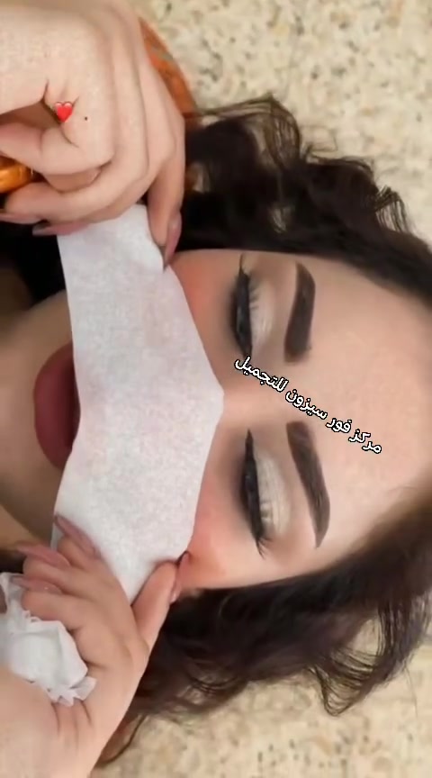 يقدم صالون نسائي خدمات المكياج المتنوعة لجميع المناسبات (مكياج مدعوة، عروس، وحفلات).

​العنوان: واسط  الكوت،  (منطقة الهورة).

​رقم الهاتف: ***********

 #شعارنا✅ #صالون_فورسيزون_بيوتي #مكياج #جمالك_أنوثتك
