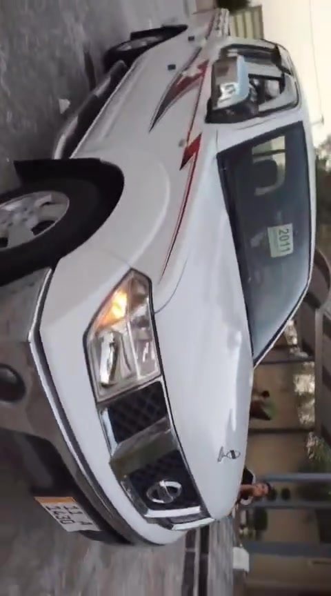 سلام عليكم نيسان نيفاره فئة LE الفول  موديل 2009 رقم بغداد انكليزي جديد سنويه ٢٠٣١ هزه جديد شرط تحويل
محرك وكير اتماتيك بلاديات مرغوبات مكفولات
تبريد منضومه كامله جديده شرط ثلج
تخم تاير جديد حداديه جديده
كهربائيات كله شغاله سنتر كامله شاشه لمس بلاديه كامره خلفيه السيارة كل نقص ما أبيها تحكم مرايات شفط تحكم ستيرن
مكاني صويره سعر ٨٨ بيه حك جيتك سياره مال جناي حلوه ترايه وين مايعجبك مابيها اي نقص وبالعافية ع تكون من نصيبه
***********
