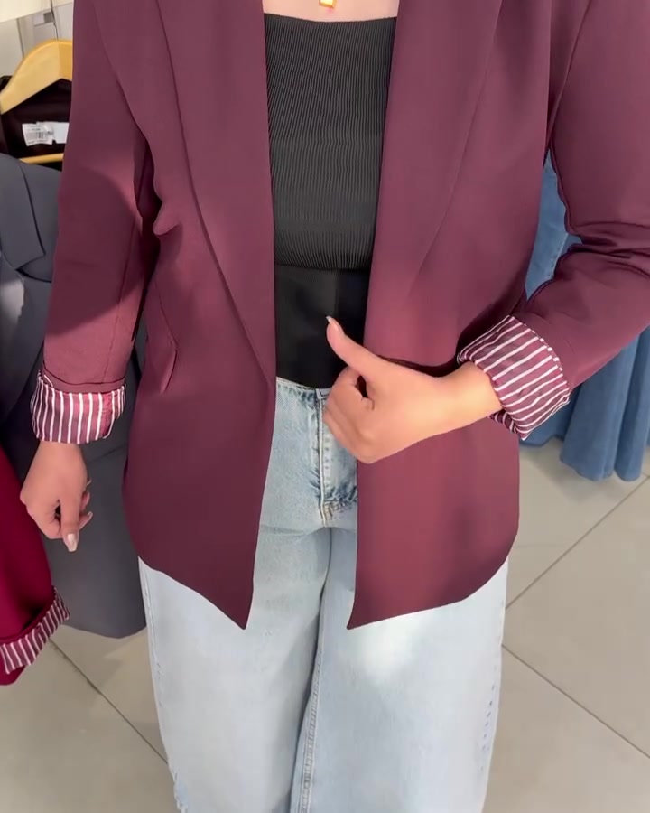 سترة زارا سبورت • ٣٨-٤٦ • بنطرون ٣٢-٤٢