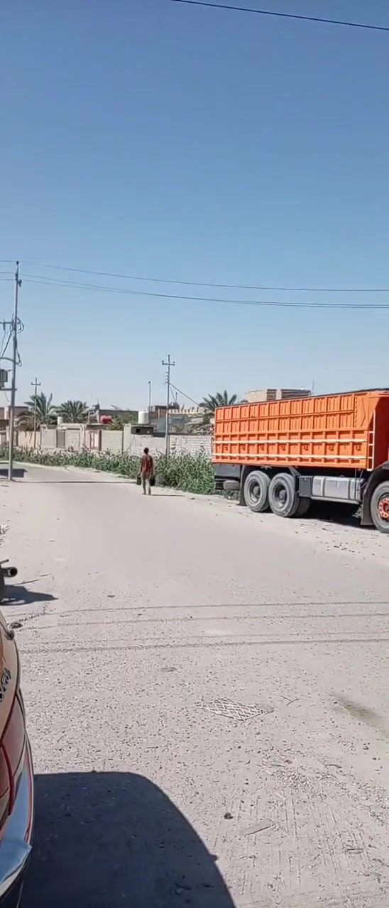 قطعة قريبه عل الشارع والناحية 200متر اله مستقبل كلش حلووو ب ١٧ ونا بالخدمة ***********
