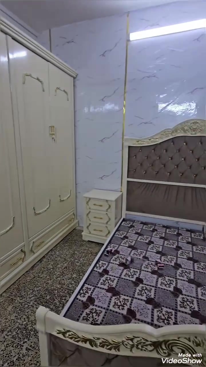 تم بعون الله
تنصيب غرفه الى احد الأخوة موديل غرفه تركي الداخل صاج  لون اوفايت +تطعيم ذهبي +توج زان التفاصيل داخل الفيديو 
من معمل ونجاره القيصر مستعدون لعمل كافة انواع الغرف بأحدث الموديلات والالوان حسب الطلب بأنسب الاسعار 
زورونا تجدون كل مايسركم العنوان الشارع العام مقابل عصائر ابو رامي 
للأستفسار الاتصال بالرقم *********** مكرم القيصر 
حسان الدوري

