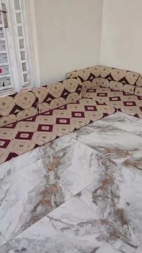 للبيع عنواني ناصريه مركز محافظه ***********
