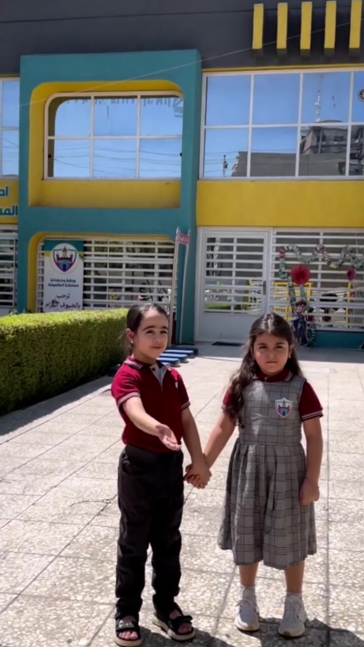الكرخ دائماً بالصدارة 

🌸 أهلاً بأطفالكم في مملكة الطفولة – حي الجامعة! 🌸

👧🏻👦🏻 روضة وحضانة مملكة الطفولة الأهلية تفتح أبوابها في حي الجامعة ❤️
مكان جديد، أجواء جميلة، ورعاية واهتمام بأطفالكم من عمر سنة إلى 6 سنوات.

بعد نجاح فرعنا الأول في منطقة صليخ – جانب الرصافة وخبرتنا في مجال رعاية وتعليم الأطفال، نفتتح فرعنا الثاني في حي الجامعة حتى نكون أقرب لأطفالكم وعوائلكم 🌷

🎥 شاهدوا الفيديو وتعرفوا على أجواء الروضة من خلال أطفالنا 👧🏻👦🏻

👶🏻 نستقبل الأطفال من عمر سنة إلى 6 سنوات:
حضانة • تحضيري • روضة • تمهيدي

✨ مميزاتنا:
🛝 ألعاب خارجية وداخلية
🏖️ حوض رمل
🏊🏻 مسبح
❄️ غرف مكيفة
📚 مناهج متطورة
👕 زي خاص بالروضة

⏰ أوفر تايم متوفر
يمكن بقاء الطفل في الروضة لغاية الساعة 5 عصراً، لتوفير مرونة أكبر للموظفين وأولياء الأمور.

📍 العنوان: حي الجامعة / مجاور أبو طلال – الفرع الأول / مقابل زنود الست الحمداني

📞 للاستفسار والتسجيل: ***********

🌸 مملكة الطفولة… فرع جديد في حي الجامعة، حتى نكون أقرب لأطفالكم.

📌 علماً أن فرعنا الأول في بغداد – جانب الرصافة، تحديداً منطقة صليخ.
