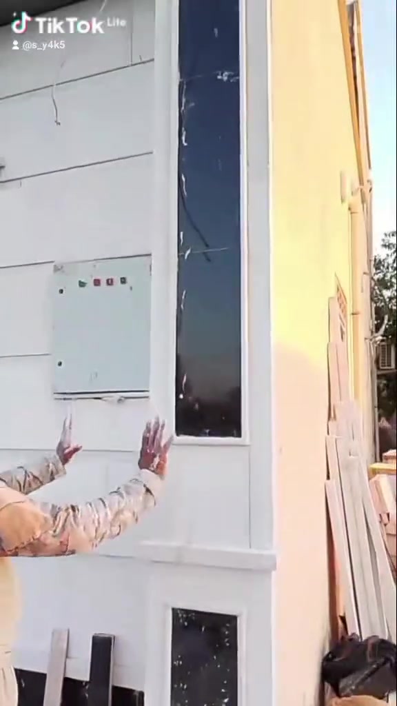 من بعد رخصه الادمن
احمد للتصميم الهندسي
***********
مستعدون لتجهيزو تنفيذ
الواجهات كادرعمل متكامل
