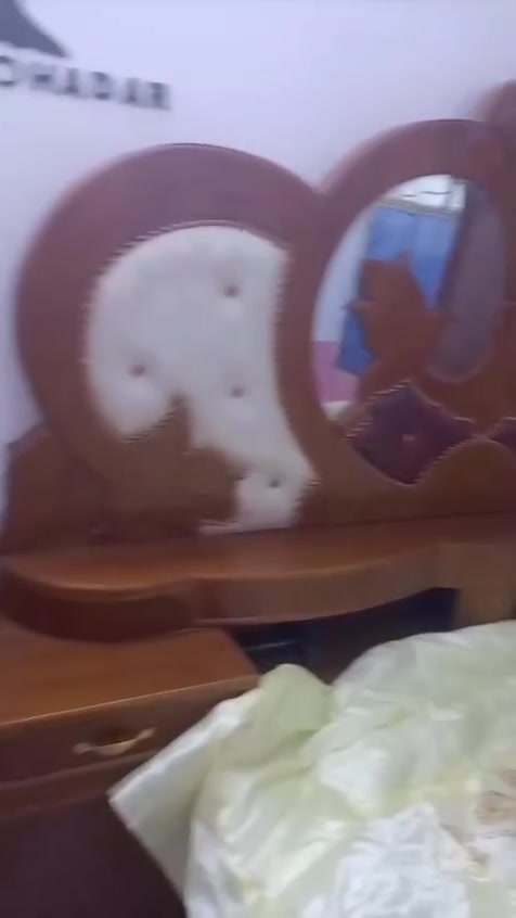 السلام عليكم غرفه للبيع صاج
مستعمله اخت الجديده الاتصال ***********
