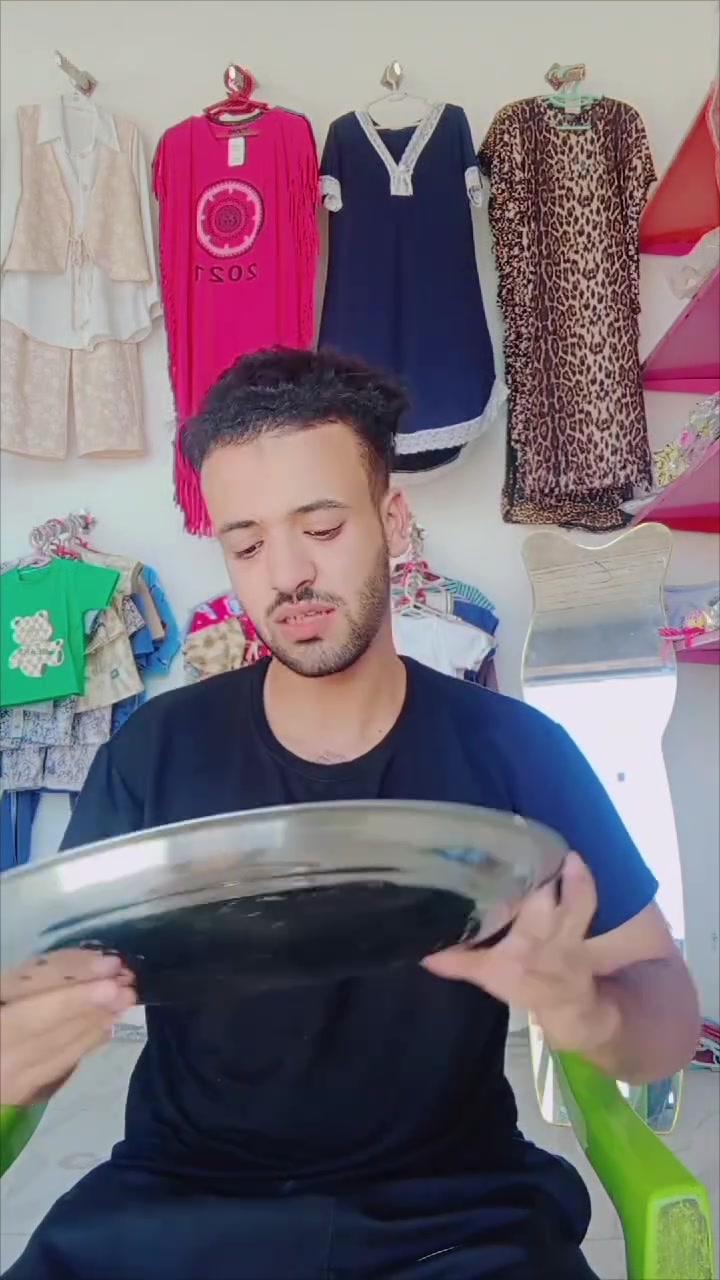 الصواني الي متوفره عدنه المفرد والسيت
مجمع بركات الامام الكاظم ع 
موقعنه الفضليه شارع الجسر قرب  حسينية ساقي الكوثر 
يوجد توصيل ***********
