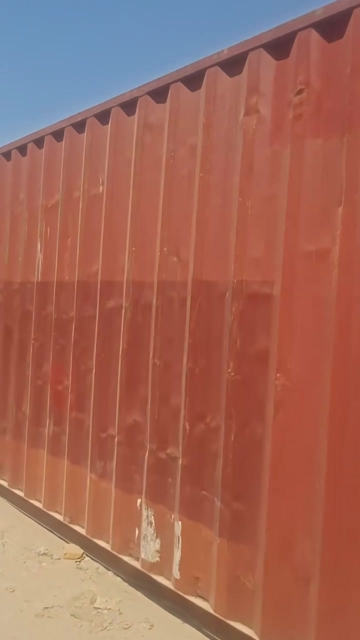 حاويه للبيع طول ١٢متر ٤٠قدم العاليه مكانها بغداد الطالبيه سعرها ٢٥ورقه ***********
