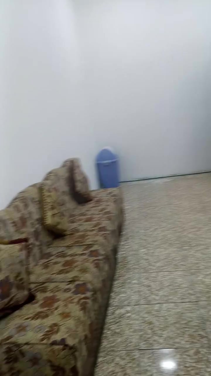 محل حلاقه • ادوات كامله • علكايه شارع الثاني