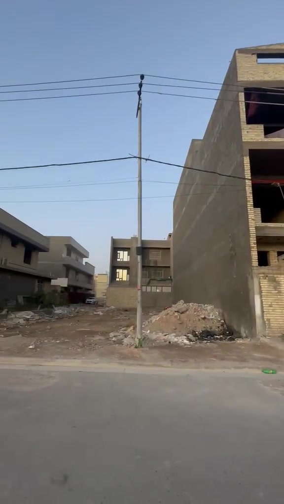 سلام عليكم قطعه ارض في لبلديات 📍

المساحه100
5*20
وتشجير بضهر القطعه 5 امتار
++ تشجير مقابيل القطعه واضح ب الفيدو
الاستفسار ***********

