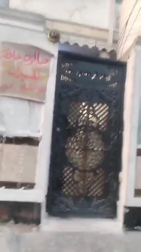 آلَسِلَآمً عٌلَيَکْمً عٌنِدٍيَ بًيَتٌ لَلَبًيَعٌ آلَدٍسِيَمً مًقُآبًلَ مًدٍيَنِةّ آلَصّدٍر طِآبًقُ وٌنِصّ ثًلَآثً غُرفُةّ سِعٌرهّ 32 ماي كهرباء بيت مسله سيراميك وكاشي مشتمل بنيان جديد نساته 70 متر ثلاث غرف رقُمً آلَهّآتٌفُ وٌآتٌسِآبً ***********
