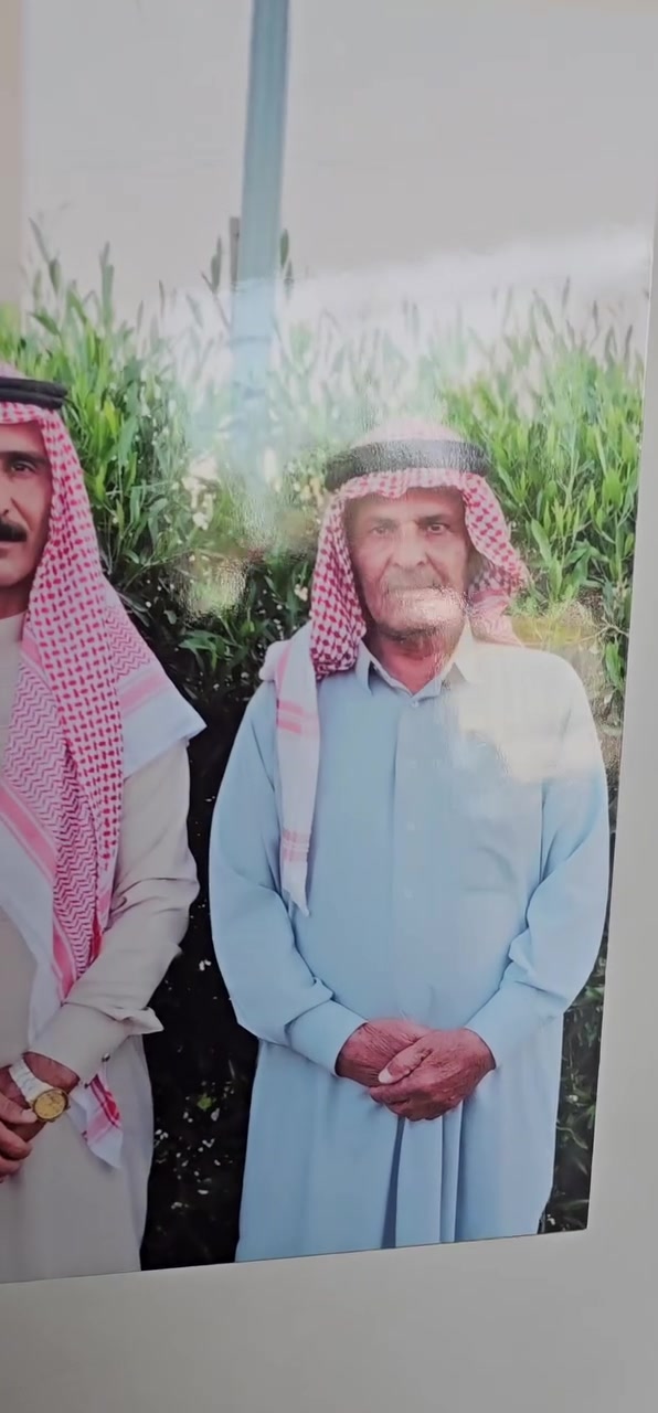 السلام عليكم.... 
يتوفر لدينا 

صور جدارية حجم a4
السعر فقط 7 الاف 

ورق اصلي لماع ضد الماء و التمزق

مكتب ماهر للطباعة و الحاسبات 
طوز حي العسكري قرب جامع الشهداء 
***********
