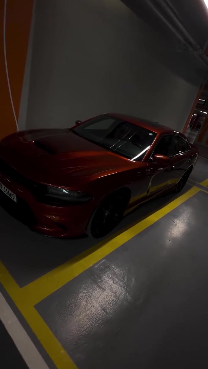السلام عليكم
جارجر GT خليجي وكالةً هارلم 
موديل 2021 رقم شمالي
فول مواصفات
الضرر شبر بلجاملغ الامامي صبغ
بدون دواخل بدون ايرباك
ماشيه 91 m
سياره فول مواصفات سوبر تراك باك
السياره عليه برمجه سيفتي يم البطل مصطفى ايكل 
سنويه هزه جديده ب اسمي السياره 
مكان السياره بابل 
***********
