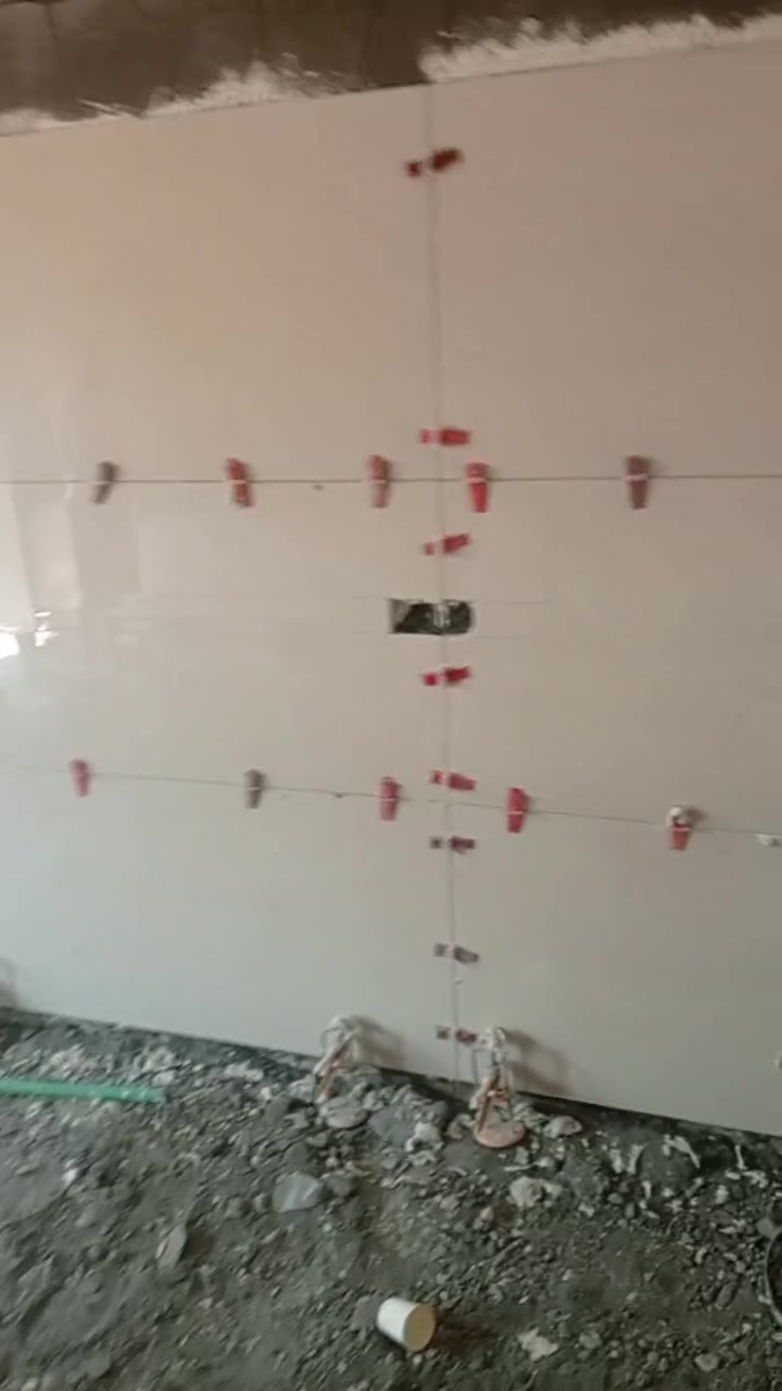 السلام عليكم كادر سيراميك سوري متفرغ حاليآ ***********
