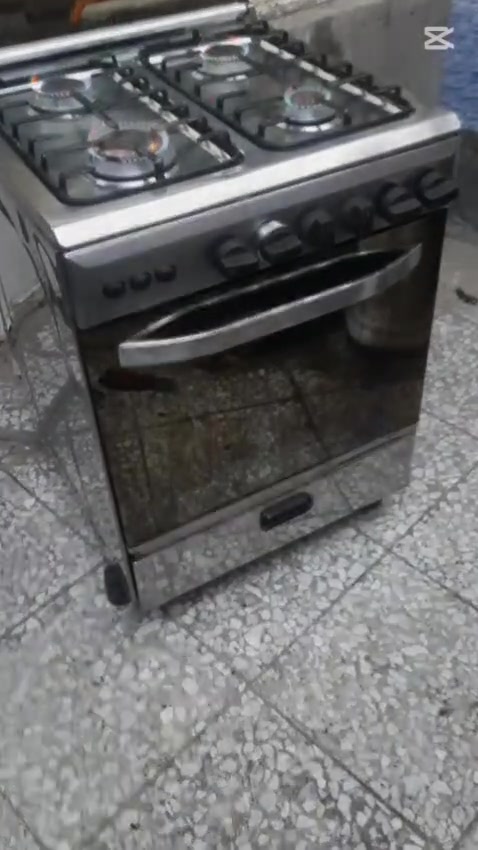 طباخ • مستخدم