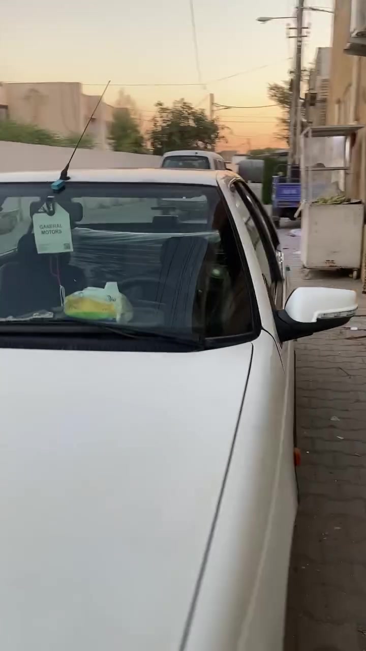 سلام عليكم  سيارة جئ لكس نظيافة مكفولة تبريد كير ومكينة خير منّ الله مكاني بغداد الجديدة  ***********￼
