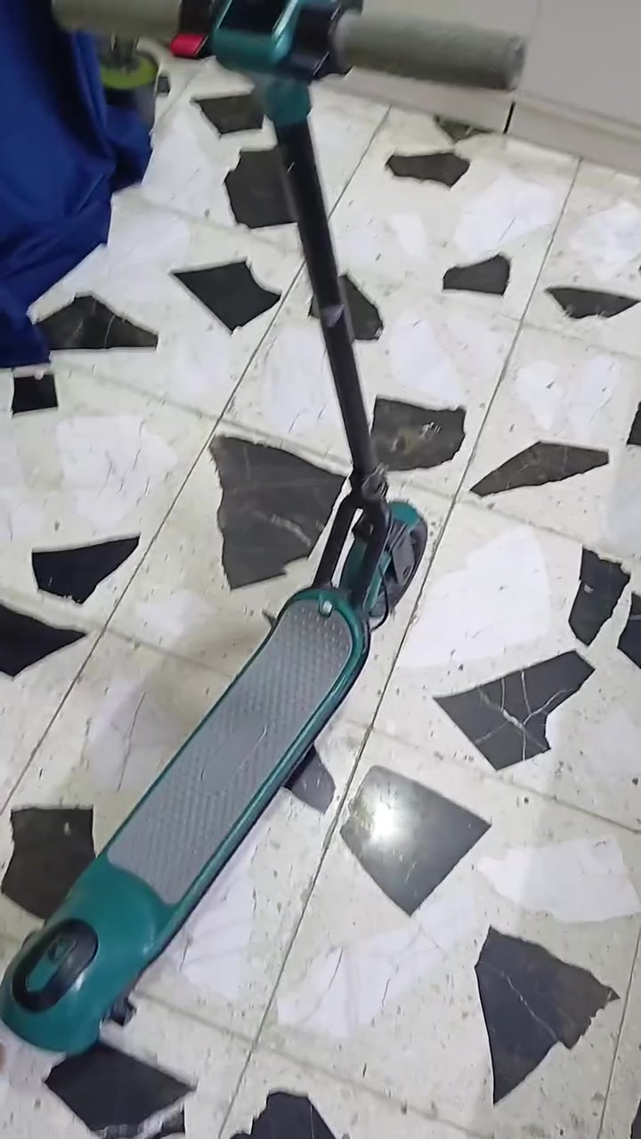 السلام عليكم هاذه سكوتر لبيع يشغل ومابيه اي شي ع شحن يمشي جهاز حلو يخبل سعره ١٣٠ وبيه مجال 
مكاني بغداد الدوره شارع ٦٠ 
***********
