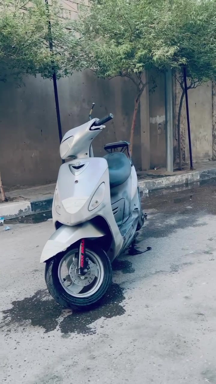 ✏️دراجه قجمه للبيع                     مكان 5ميل 

 سعر 550الف  للستفسار  *********** 🆔 بي واتساب
