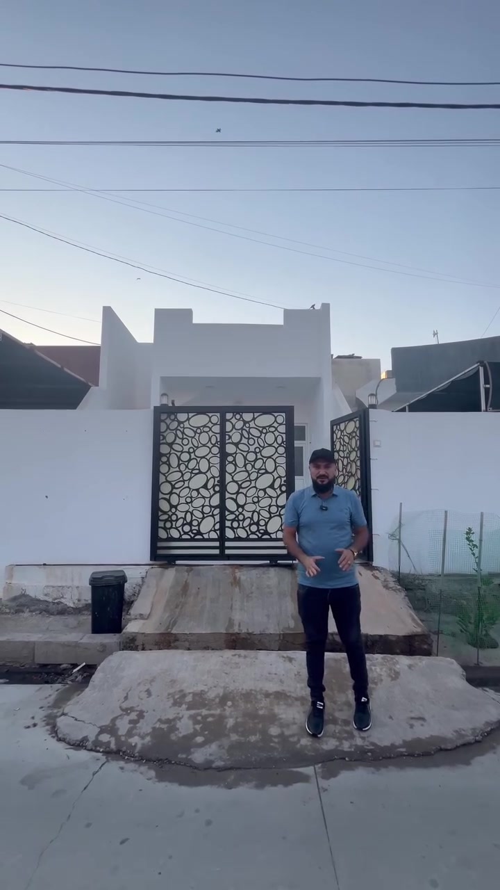 خانویەكی100مەتری نزام دووقاتلەگەڕەكی سەرچنار نزیك قوتابخانەی سەرگرمە
***********
***********
***********
بيت 100متر نضام طابقين في منطقة سرجنار قريب مدرسة سركرمة
