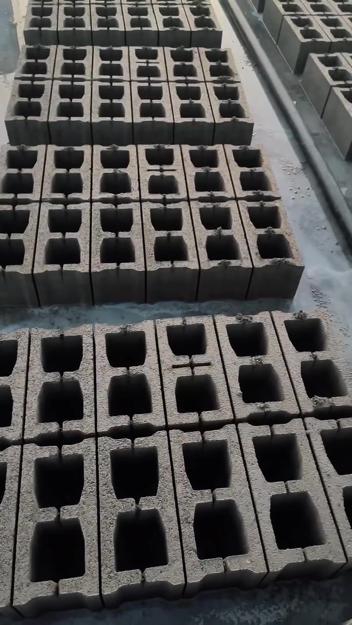 �🔥 معمل بلوك السلطان | إعلان بيع 🔥🧱
🏗️ تريد تبني صح؟ اختار البلوك الصح 💪

✅ بلوك متين وبجودة عالية
✅ مناسب لجميع أعمال البناء
✅ أسعار مناسبة للجميع
✅ تجهيز سريع وبكميات حسب الطلب

📍 العنوان: حولي العلم

📞 للحجز والاستفسار:
***********

🧱 معمل بلوك السلطان.. أساس البناء وثقة الزبون
