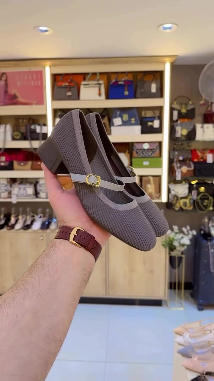 حذاء ماريا • كعب 3سم • مقاس 37-41