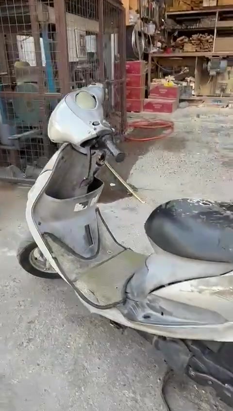 السلام عليكم ماكس منغولي دراجه. خير من الله شلعه معدل بيهة ملاحضات خارجيه بسيطه مكاني شعب سعر400 او بيهة مجال حك الجيه متواجد واتساب ***********
