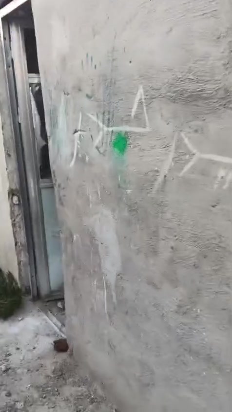 السلام عليكم بيت تجاوز في حي العامل محله٨٠١ متكون من مطبخ وصحيات واستقبال وغرفة نوم وبي حوش كبير
للاستفسار عن السعر هذا رقم الهاتف *********** للاتصال فقط واتساب
السلام عليكم بيت تجاوز في حي العامل محله٨٠١ متكون من مطبخ وصحيات واستقبال وغرفة نوم وبي حوش كبير
