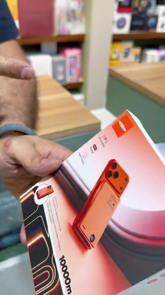 🔥 MOXOM MagSafe Power Bank – 10000mAh 🔥 إذا تبحث عن باوربانك يجمع بين الأناقة، القوة، والذكاء… فهذا الموديل من MOXOM مصمم حتى يكون رفيقك المثالي للاستخدام اليومي! ⚡📱 🧲 تثبيت MagSafe مغناطيسي قوي يثبت على الهاتف بشكل أنيق ومريح، ويمنحك تجربة شحن لاسلكي بدون الحاجة إلى الكيبل. ⚡ شحن لاسلكي سريع بقوة 15W استمتع بشحن لاسلكي سريع وعملي، خصوصًا أثناء التنقل أو العمل أو السفر. 🔋 سعة 10000mAh سعة ممتازة تمنحك طاقة إضافية لهاتفك عندما تكون بعيدًا عن الشاحن. 🔥 🧠 Smart Chip ذكي مزود بشريحة ذكية تساعد على التحكم بدرجة الحرارة وتعزيز أمان عملية الشحن. 🛡️ حماية متعددة للبطارية مصمم مع أنظمة حماية للمساعدة في جعل عملية الشحن أكثر أمانًا واستقرارًا. 🔢 شاشة رقمية واضحة تعرض لك نسبة البطارية المتبقية بشكل مباشر حتى تعرف بالضبط متى تحتاج إلى إعادة شحن الباوربانك. 🧡 وتصميمه؟ شيء ثاني! لون برتقالي مميز وتناسق أنيق مع أجهزة iPhone البرتقالية، ليكون الباوربانك إكسسوارًا أنيقًا وليس مجرد بطارية إضافية. 😎✨ 📌 MOXOM 10000mAh MagSafe ✔️ تثبيت مغناطيسي ✔️ شحن لاسلكي 15W ✔️ شاشة رقمية لنسبة البطارية ✔️ Smart Chip ✔️ حماية متعددة ✔️ تصميم عصري وأنيق 📱 مركز الشمس ☀️ للطلب والاستفسار: *********** 🚚 التوصيل متوفر لجميع محافظات العراق بـ 5,000 دينار 📲 واطلبها بسهولة من تطبيق الشمس. #creatorsearchinsights #newviralproducts2026 
