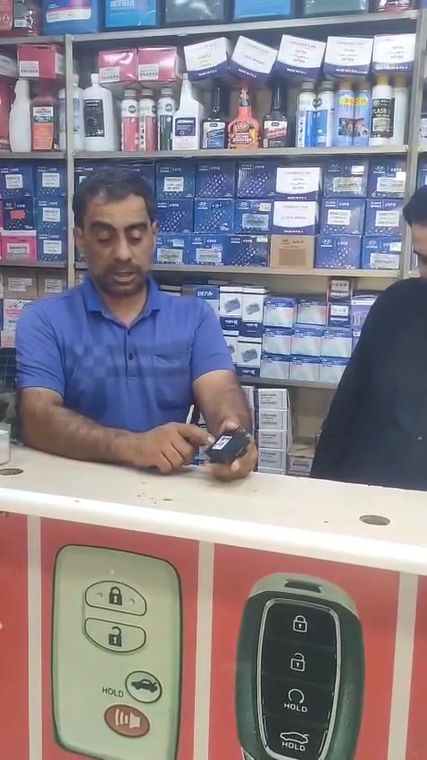 من 
مركز سما الكريم لبرمجة وكشف الاعطال 
            وفحص وبرمجة العقول 
                عمل 
      مفتاح ضائع 
السيارة شيري (فلاوين)
الرميثة/قرب البلدية/مقابل اعدادية الرميثة للبنين 
          كريم البركي 
***********/***********
