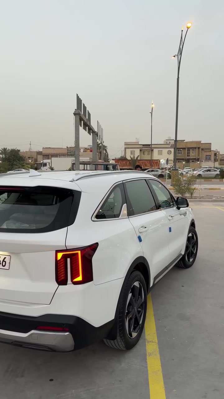 سلام عليكم سورينتو 2024 للبيع خليجي ماشيه 55بيه حالوب بالقماره والبنيد  وصبغ قليل اثر دحجه بالباب فحص المندلاوي موضح بالصوره   رقم بغداد ب اسمي سعره ٢٥٠ قفله 
مكاني الناصريه ***********
