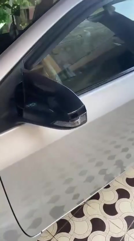 سلام عليكم شباب كورلا للبيع موديل 18 se   رقم بغداد جديد هزه جديده  بسمي ماشيه ٩٠ لف بدون ارباك ضرر جاملغ ايمن  امامي ضرر بصيط والصور موجوده كير مكينه رادار حجر بيه كله مكفول على البلاد بعده صور امريكا ١٠ صور موجوده رقم تلفون ***********
