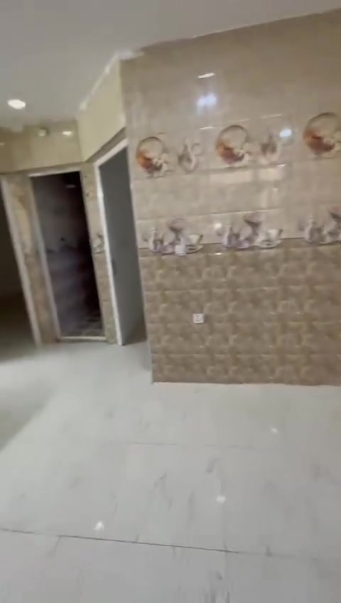 شقة للإيجار  _  المنصور / حي دراغ 
🏙 طابق أول 
🏠 غرفة نوم 2 + صالة + مطبخ + صحيات 
🧑‍🎓👷‍♂️ مناسبة للطلاب او الموظفين 
💰 بـ 750 ألف 
📞 للأستفسار : ***********
