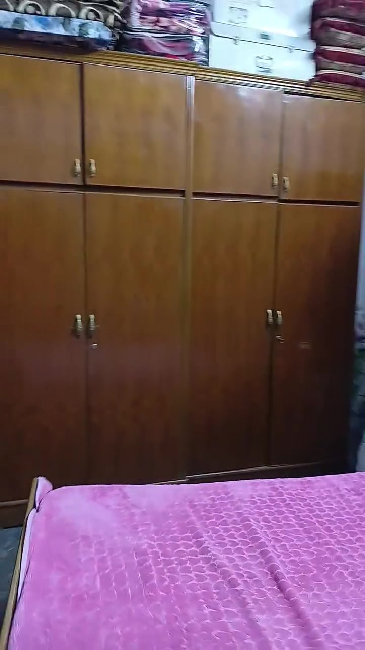 غرفه نوم للبيع ٦٥٠ [***********]
