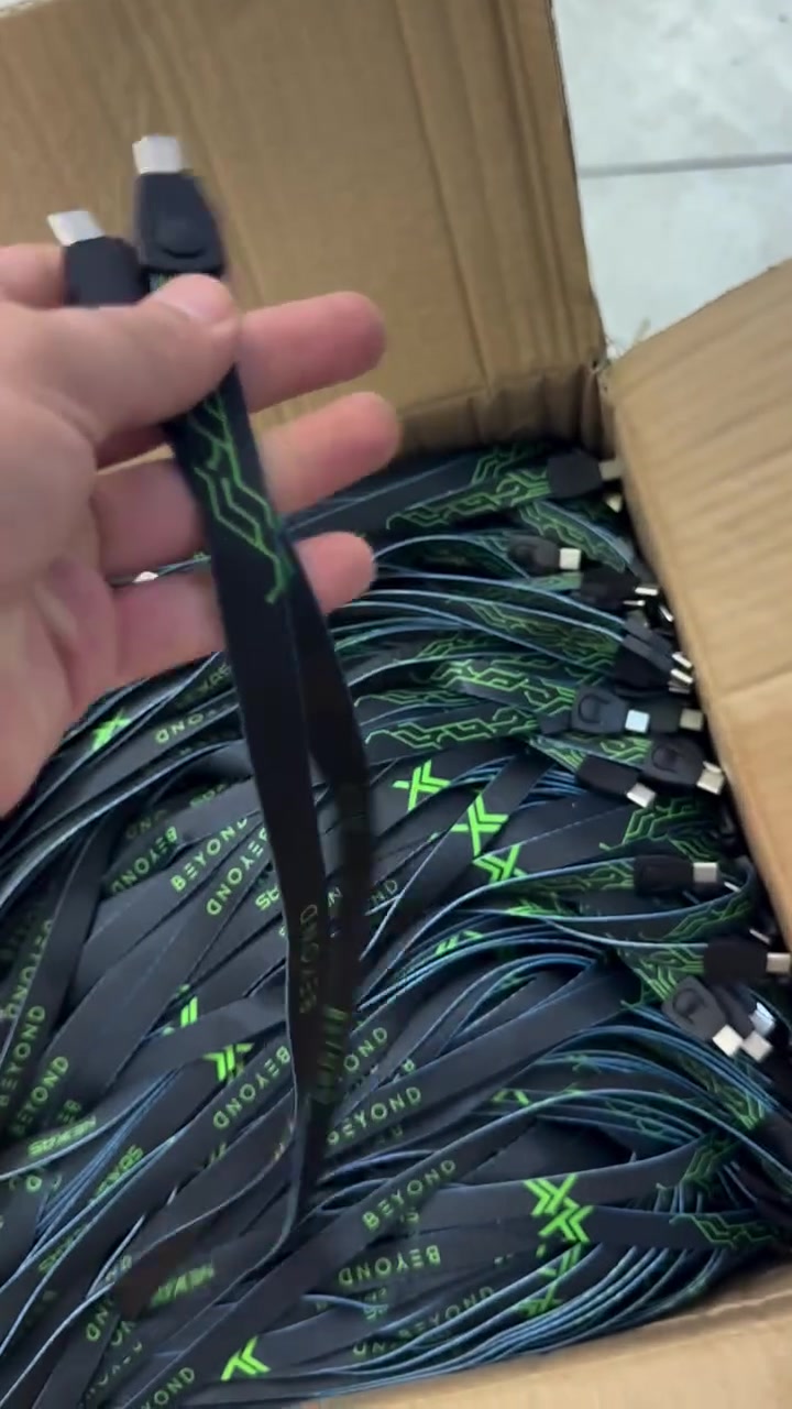 كابل USB-C • شحن سريع • ٥٠٠ قطعة