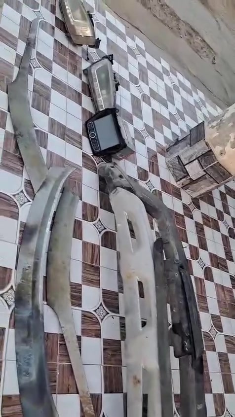 السلام عليكم غراض مال سنتافي للبيع شاشه شغاله بلوجكترات سستم ستيل الاستفسار عله الرقم ***********
