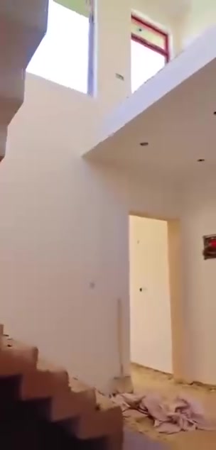 شاهد الله هاذه شغلنه وسعار امناسبه المتر 5 فقط شرط اسود وبيض كادر كامل

