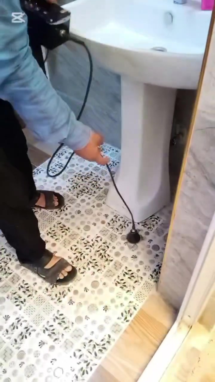 *********** كركوك 
سونار بواري كشف تسريب المياه سبب الرطوبه كسر البواري تحت الكاشي  بأجهزة حديثة
