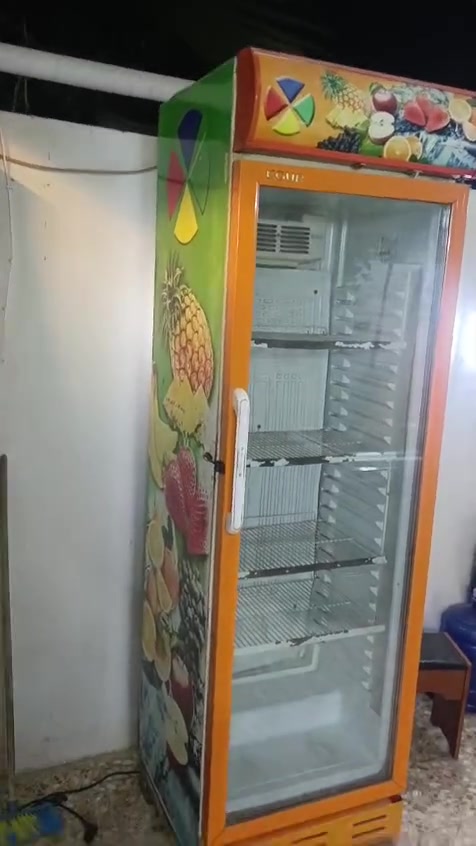 غراض لبيع المكان بغداد نهايه حي أور سبع قصور شارع ابو علي واتساب *********** اتصل واني بخدمتكم تره ماارد ع التعليقات الشراي يتصل تحياتي للجميع
