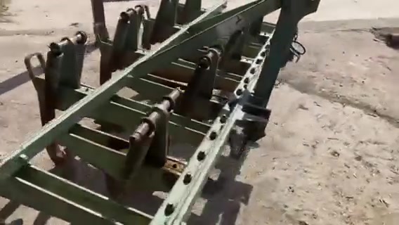 مركبة • بدون تفاصيل